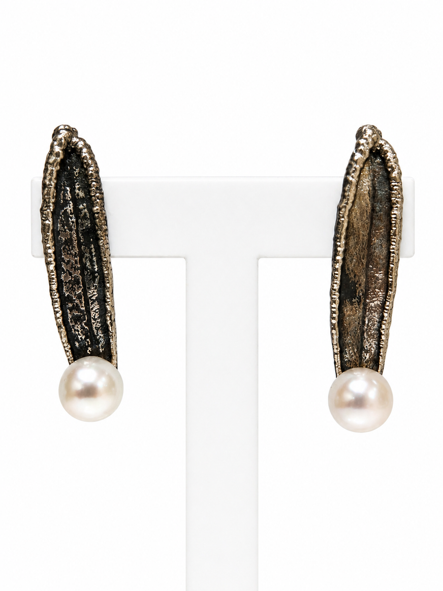 Akoya Pearl